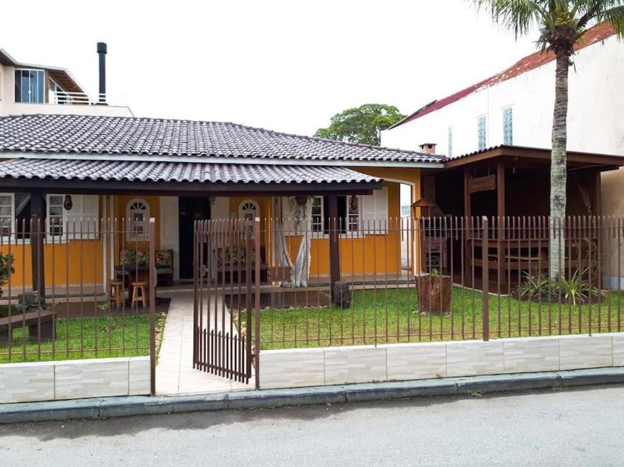 הוילה Florianópolis Otima Casa Para 10 Pessoas /Menos De 100M Da Praia מראה חיצוני תמונה